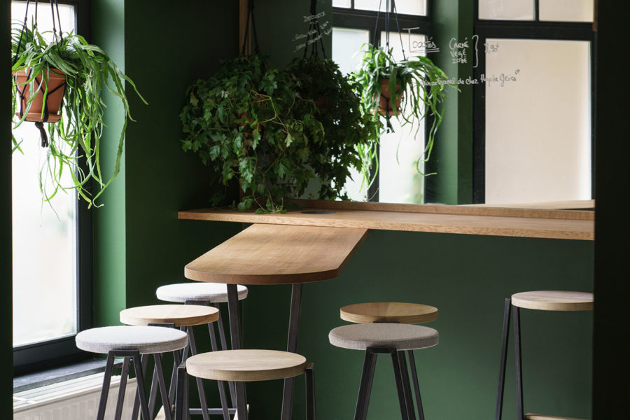 comptoir amovible, miroir, assises