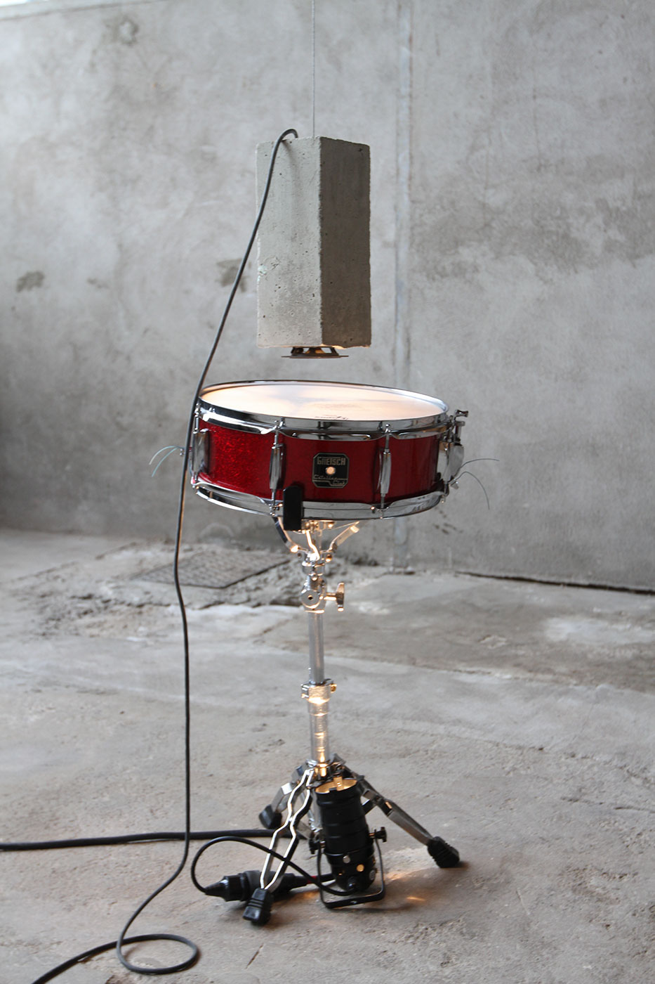 haut-parleur, béton, caisse claire