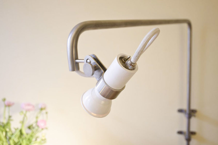 lampe en caoutchouc, interrupteur, potence inox